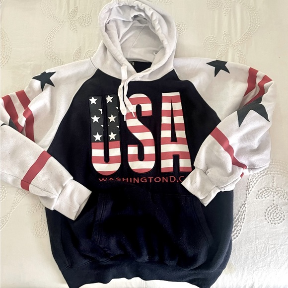 Vintage Tops - Vintage Washington DC USA American Flag Spell Out Sweatshirt Hoodie Embroidered